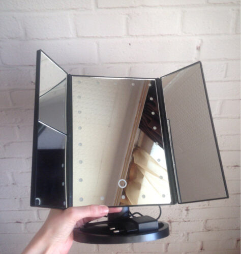 Led Makeup Vanity Mirror Tri Fold 10x Magnifying Mirror with Lights photo review