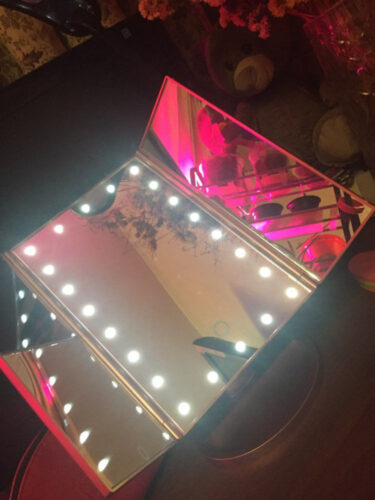 Led Makeup Vanity Mirror Tri Fold 10x Magnifying Mirror with Lights photo review